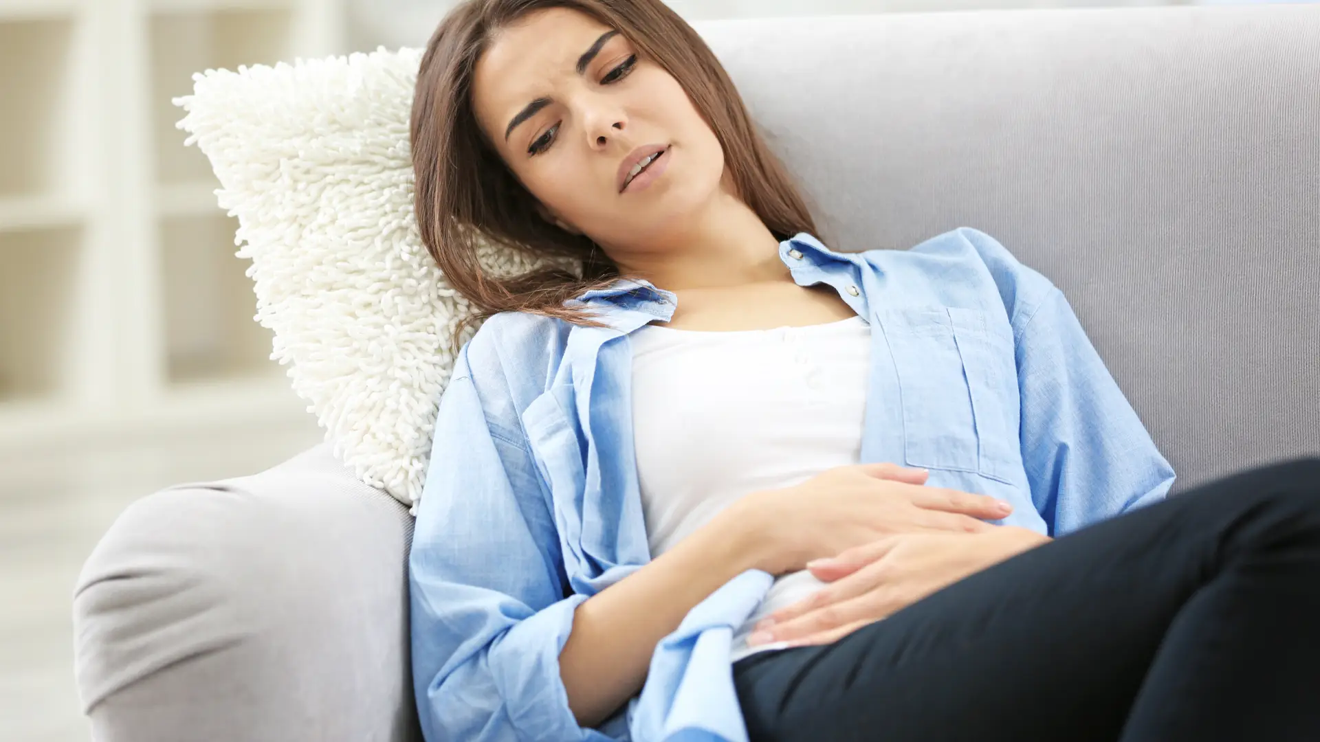 Dolor de regla o embarazo: sólo puedes estar segura con un test de embarazo
