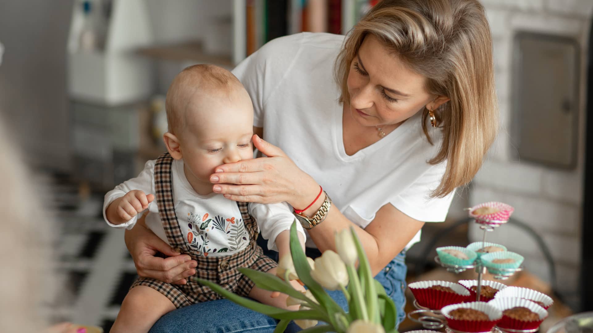 Atragantamiento en bebés: síntomas, prevención y maniobra de Heimlich