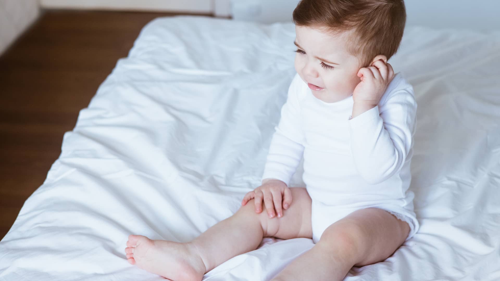 Otitis en bebés: tipos, síntomas, causas, prevención y tratamiento
