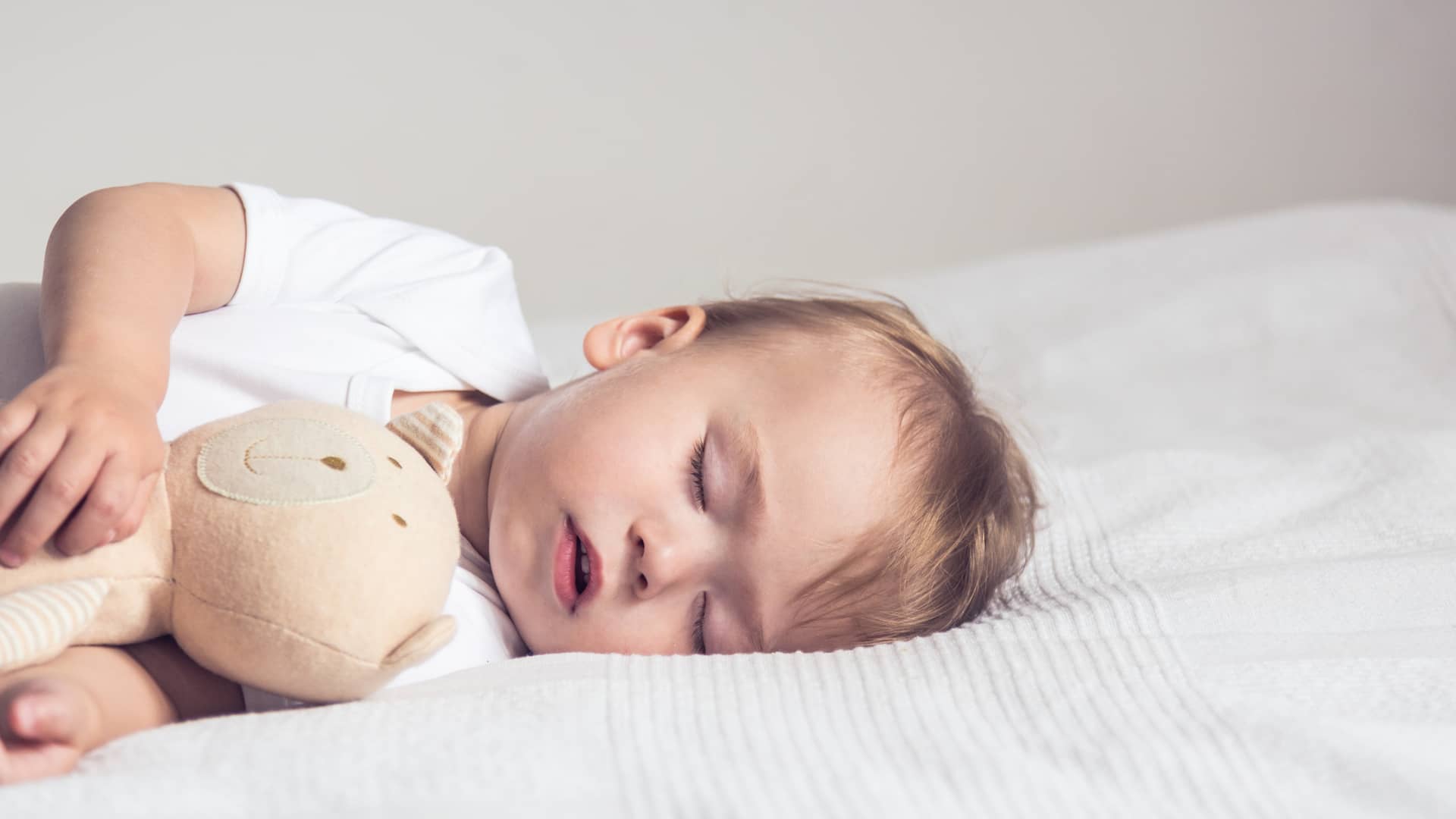 Regresión de sueño de los 8 meses: síntomas y cómo actuar